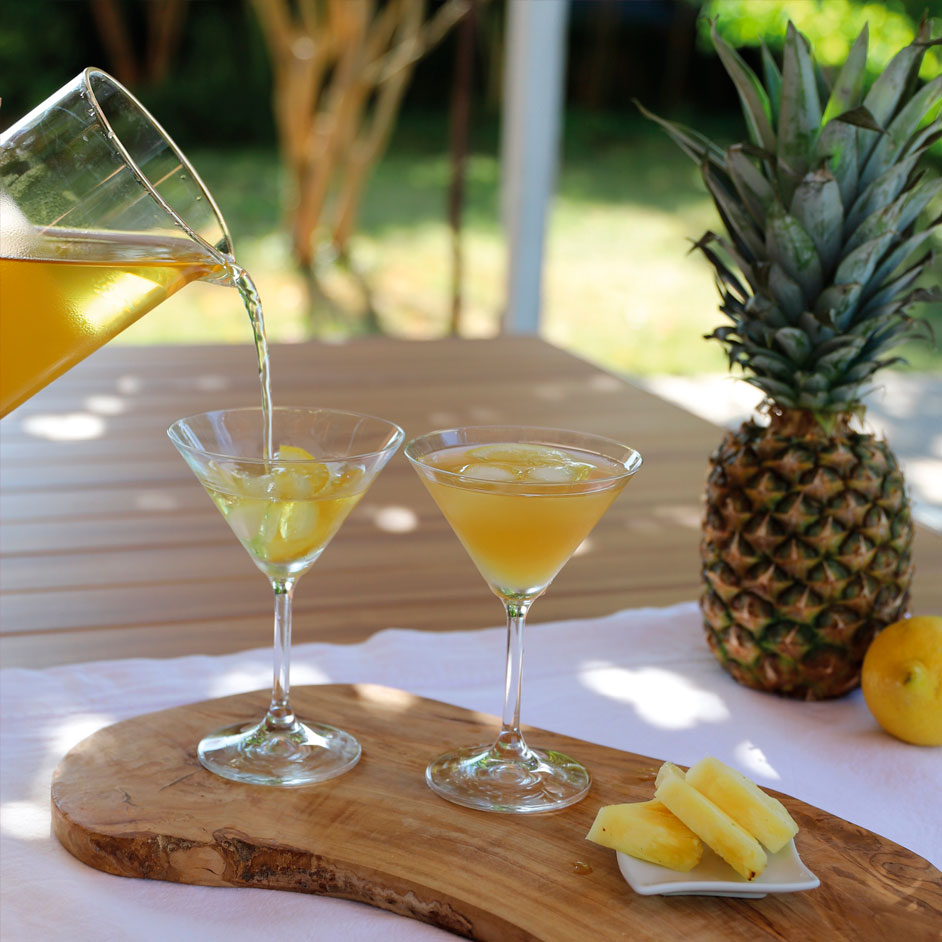 recette de mocktail glacé "secret" plantes et fruits